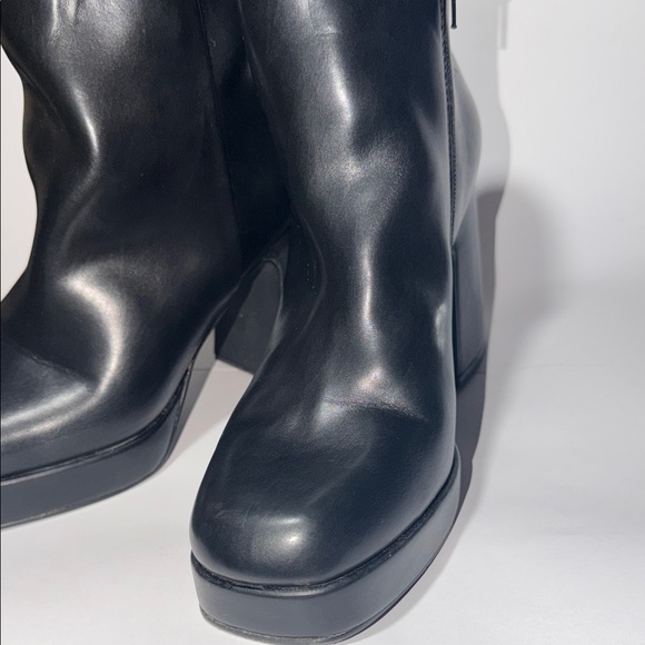 Madden Girl Black Platform Ankle Booties with Side Zip - Picture 5 of 6